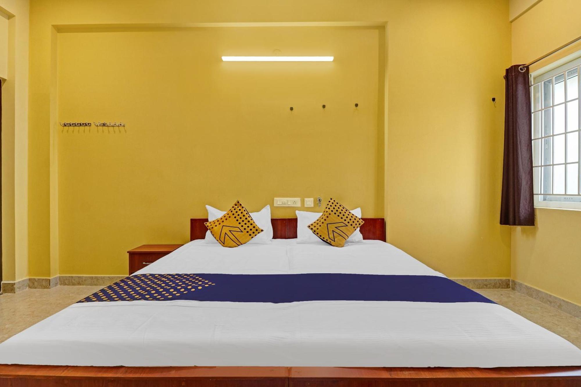Spot On Kayal Residency Hotel Kojambuttúr Kültér fotó