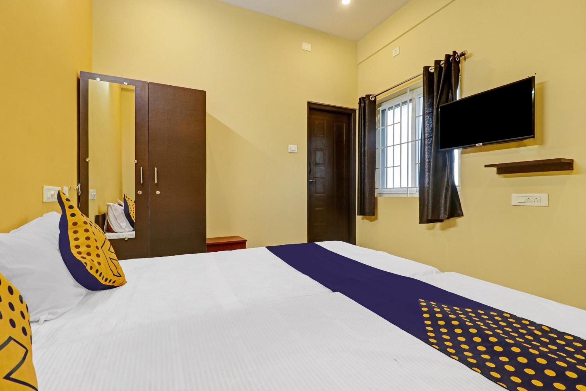Spot On Kayal Residency Hotel Kojambuttúr Kültér fotó