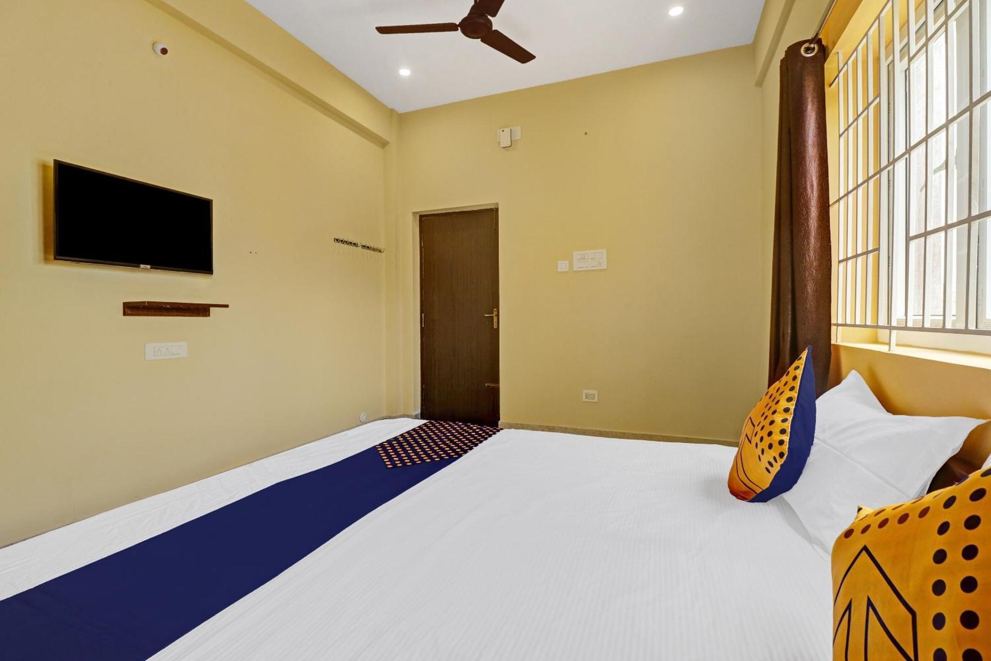 Spot On Kayal Residency Hotel Kojambuttúr Kültér fotó