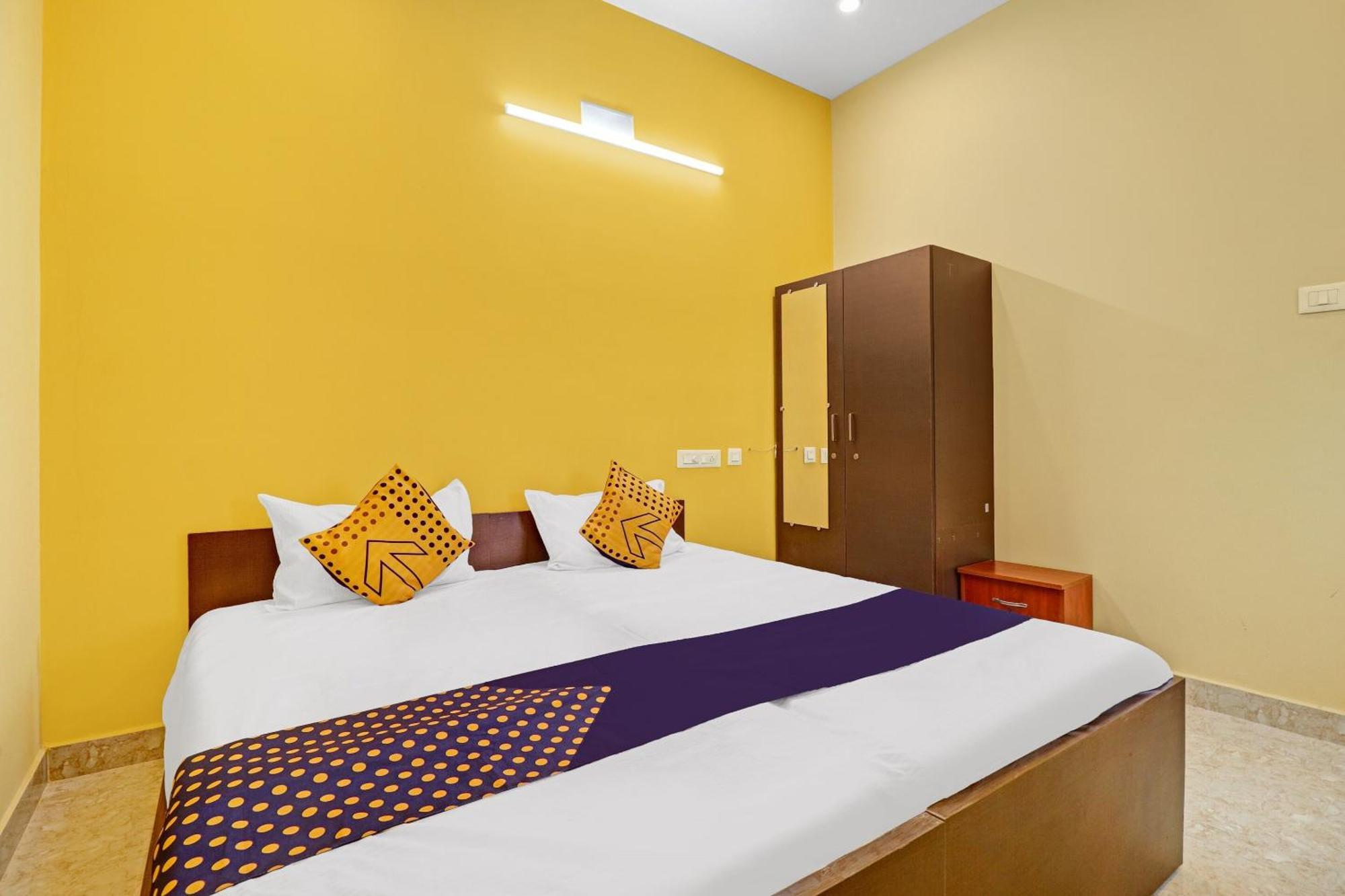Spot On Kayal Residency Hotel Kojambuttúr Kültér fotó