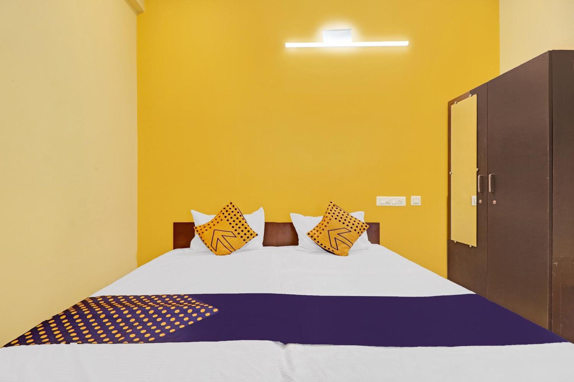Spot On Kayal Residency Hotel Kojambuttúr Kültér fotó