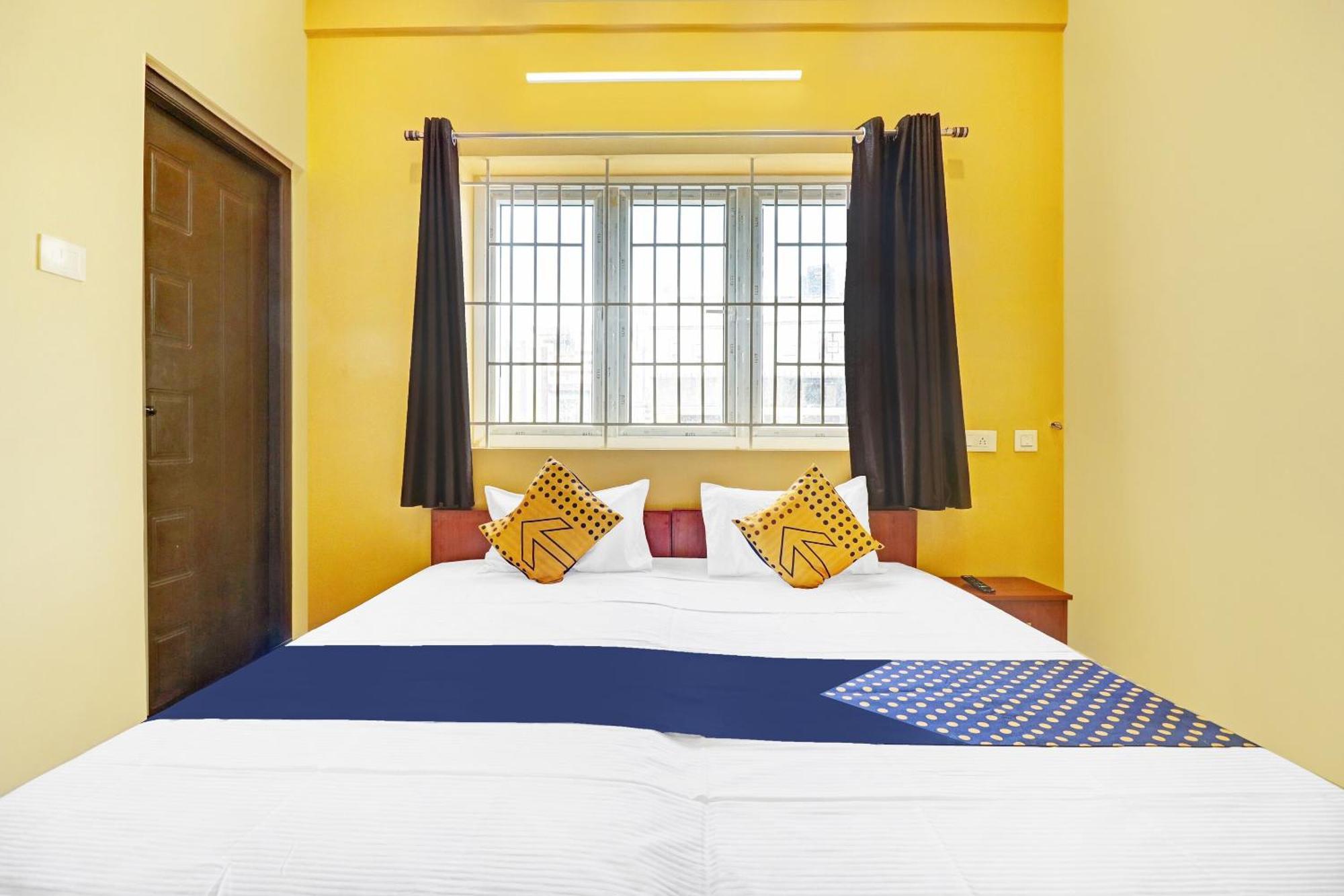 Spot On Kayal Residency Hotel Kojambuttúr Kültér fotó